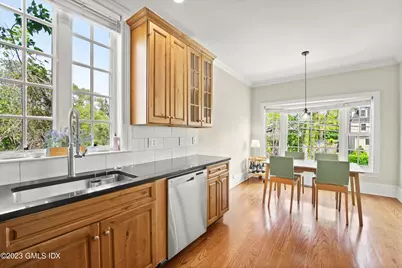 26 Edgewood Avenue #1, Greenwich, CT 06830 - Photo 14