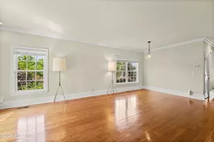 26 Edgewood Ave, Greenwich, CT 06830 - Photo 10