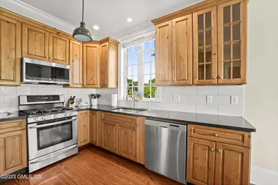 26 Edgewood Avenue #1, Greenwich, CT 06830 - Photo 16
