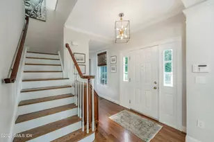 4 Mercia Ln, Greenwich, CT 06830 - Photo 2