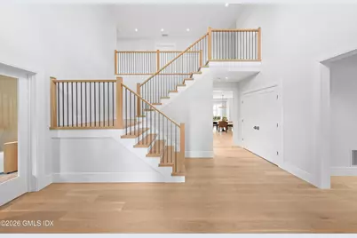20 Old Wagon Road, Old Greenwich, CT 06870 - Photo 2