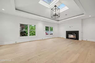 15 Shorelands Pl, Old Greenwich, CT 06870 - Photo 4