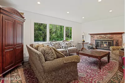 330 Cognewaugh Road, Greenwich, CT 06807 - Photo 2