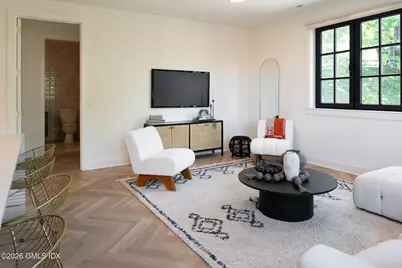 100 E Putnam Avenue #301, Greenwich, CT 06807 - Photo 2