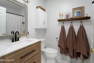 39 Maple Tree Ave, Stamford, CT 06906 - Photo 12