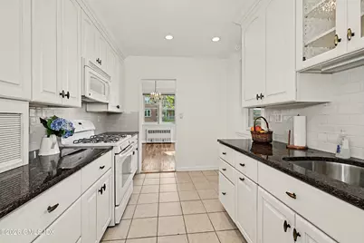 1 Putnam Hill #3C, Greenwich, CT 06830 - Photo 10