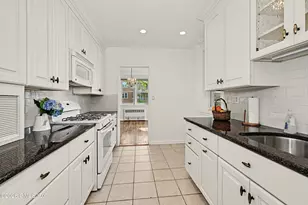 1 Putnam Hill, Greenwich, CT 06830 - Photo 10