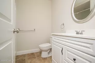 146 E Elm St, Greenwich, CT 06830 - Photo 16