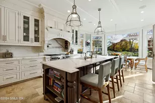 16 Indian Point Ln, Greenwich, CT 06878 - Photo 8