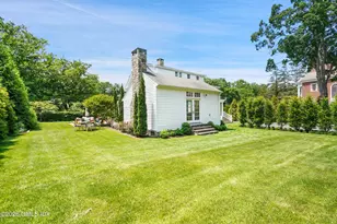 9 Park Pl, Greenwich, CT 06830 - Photo 2