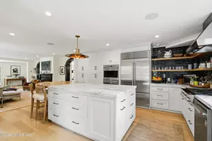 9 Park Pl, Greenwich, CT 06830 - Photo 10