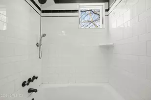 238 Weaver St, Greenwich, CT 06831 - Photo 18