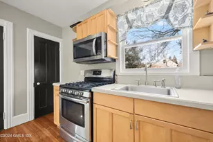 238 Weaver St, Greenwich, CT 06831 - Photo 22