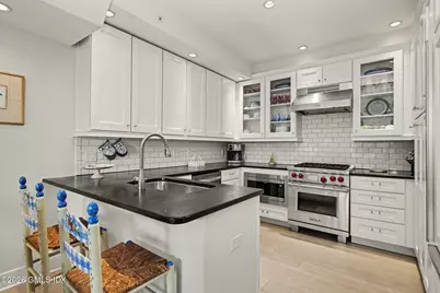77 Havemeyer Lane #324, Stamford, CT 06902 - Photo 6