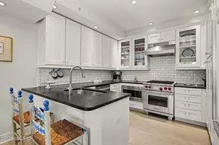 77 Havemeyer Ln, Stamford, CT 06902 - Photo 6