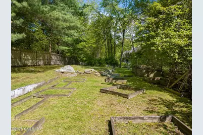 16 Vineyard Lane, Greenwich, CT 06831 - Photo 20