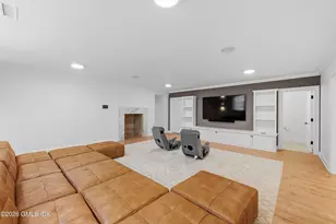 7 Loch Ln, Greenwich, CT 06830 - Photo 30