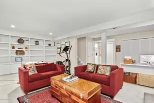 40 Ettl Ln, Greenwich, CT 06831 - Photo 14