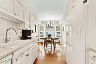 40 Ettl Ln, Greenwich, CT 06831 - Photo 6