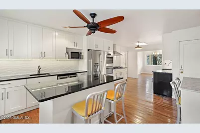 17 Circle Drive, Greenwich, CT 06830 - Photo 8