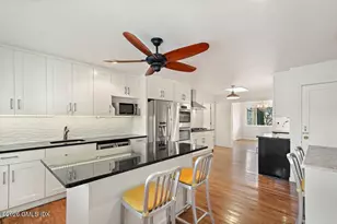 17 Circle Dr, Greenwich, CT 06830 - Photo 8