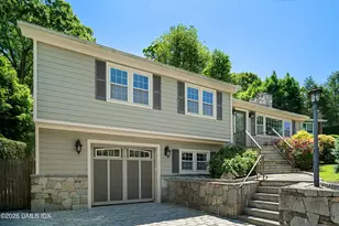 53 Hunt Terrace, Greenwich, CT 06831 - Photo 2