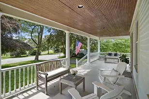 2 Wahneta Rd, Old Greenwich, CT 06870 - Photo 2