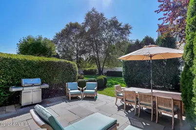32 Reynolds Place #A, Greenwich, CT 06831 - Photo 16