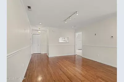 51 Forest Avenue #APT 172, Old Greenwich, CT 06870 - Photo 4