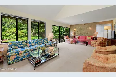 502 W Lyon Farm Drive #502, Greenwich, CT 06831 - Photo 4