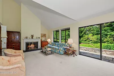502 W Lyon Farm Drive #502, Greenwich, CT 06831 - Photo 6