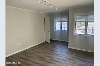 1081 E Putnam Avenue #2nd Floor, Greenwich, CT 06878 - Photo 4