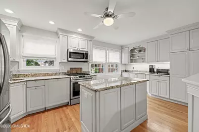 149 Putnam Park #149, Greenwich, CT 06830 - Photo 6