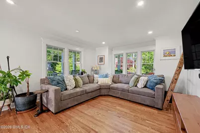 5 Grant Avenue, Old Greenwich, CT 06870 - Photo 12