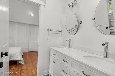 5 Grant Avenue, Old Greenwich, CT 06870 - Photo 24