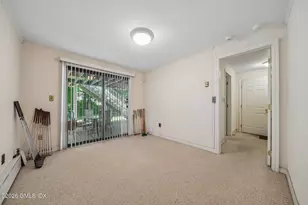 11 Stuart Dr, Old Greenwich, CT 06870 - Photo 18