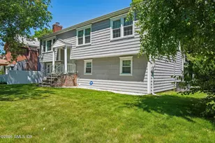11 Stuart Dr, Old Greenwich, CT 06870 - Photo 2