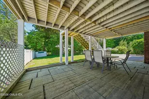 11 Stuart Dr, Old Greenwich, CT 06870 - Photo 22