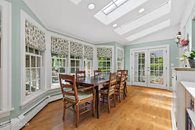 456 Round Hill Road, Greenwich, CT 06831 - Photo 10