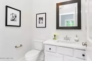 8 View St, Greenwich, CT 06830 - Photo 10