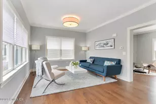 8 View St, Greenwich, CT 06830 - Photo 4