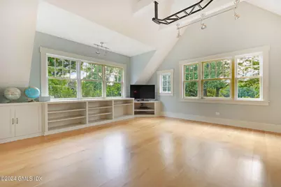 27 Cognewaugh Road, Greenwich, CT 06807 - Photo 20