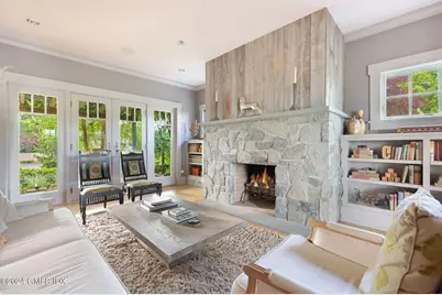 27 Cognewaugh Road, Greenwich, CT 06807 - Photo 2