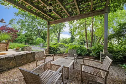 27 Cognewaugh Road, Greenwich, CT 06807 - Photo 26