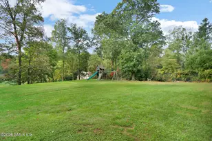 28 Cliffdale Rd, Greenwich, CT 06831 - Photo 14