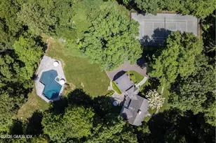 9 Paddock Dr, Greenwich, CT 06831 - Photo 2