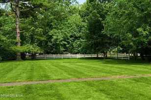 64 Wallacks Dr, Stamford, CT 06902 - Photo 38