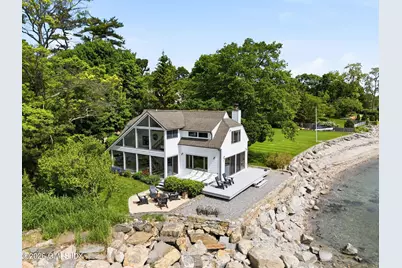 64 Wallacks Drive, Stamford, CT 06902 - Photo 2