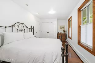 64 Wallacks Dr, Stamford, CT 06902 - Photo 34