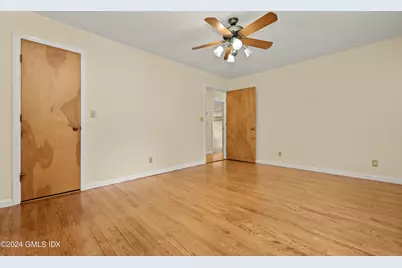 98 Glenville Street, Greenwich, CT 06831 - Photo 18
